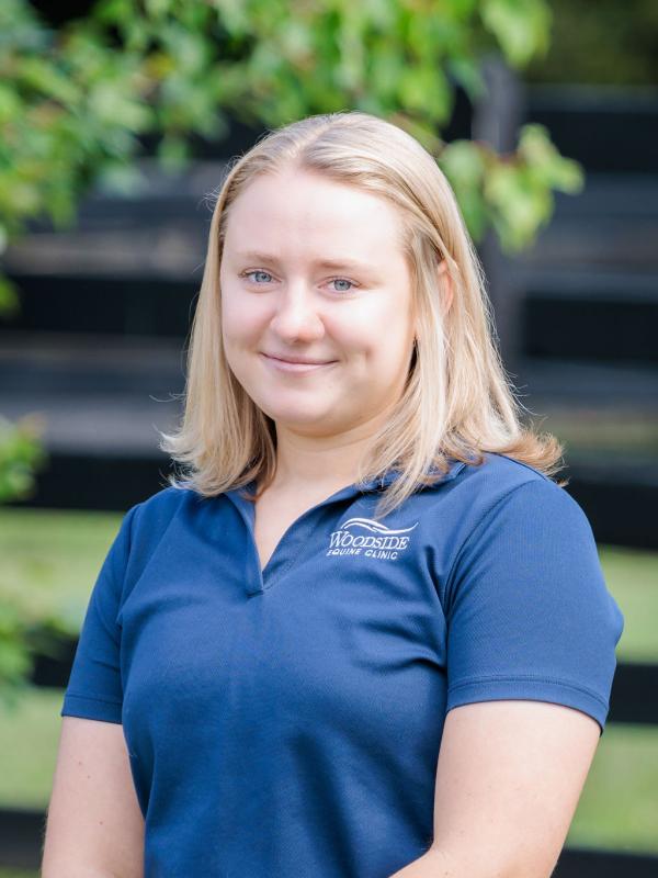 Ashlee Sprinkle, LVT, Licensed Veterinary Technician / Team Leader Ashlee Sprinkle, LVT, Licensed Veterinary Technician / Team Leader